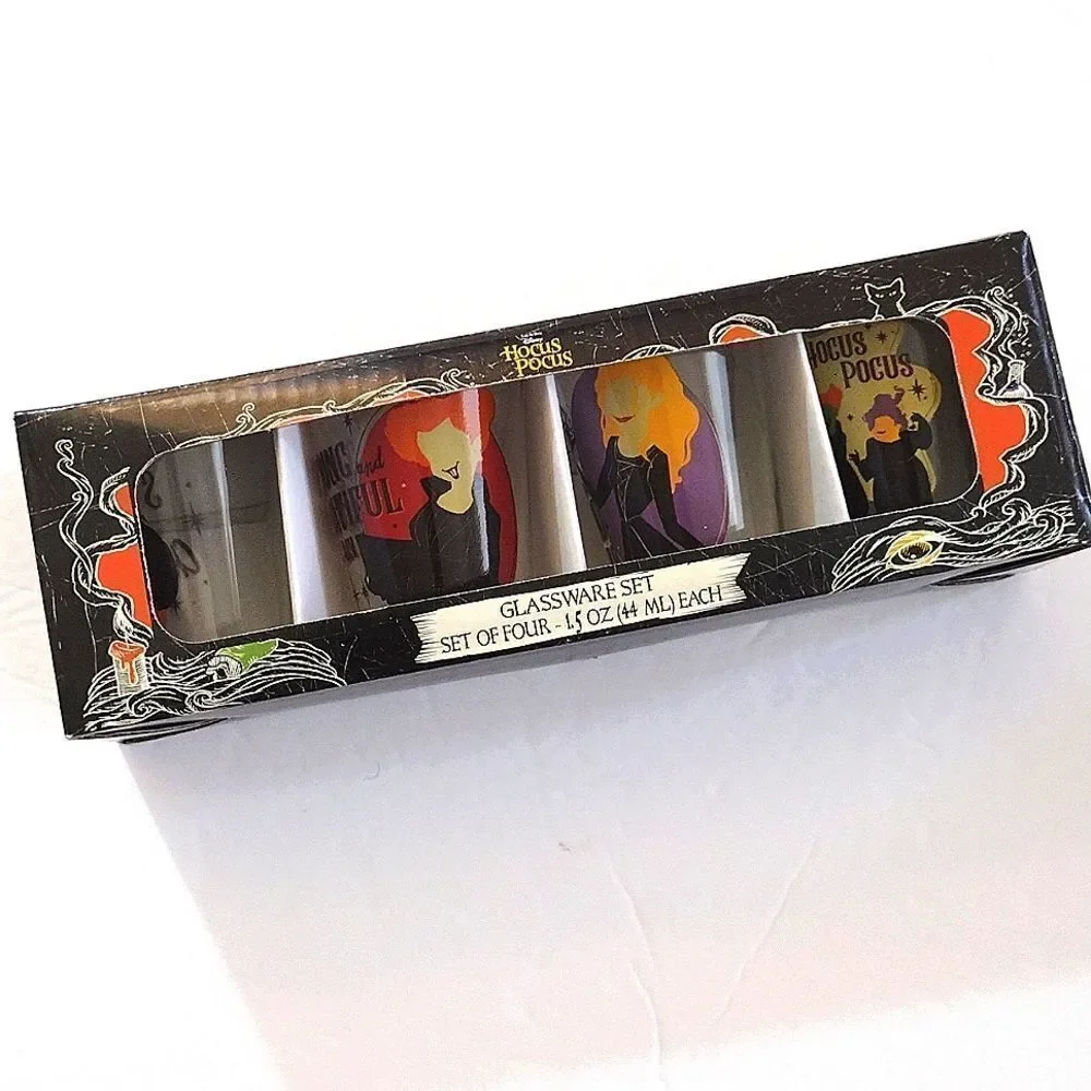 Disney Hocus Pocus‎ Set of 4 Mini 1.5oz Shot Glasses Set NWT